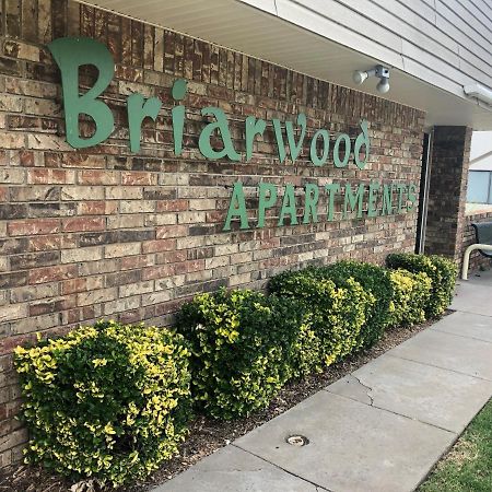 Extended Stay At Briarwood Apartments Woodward Exteriör bild